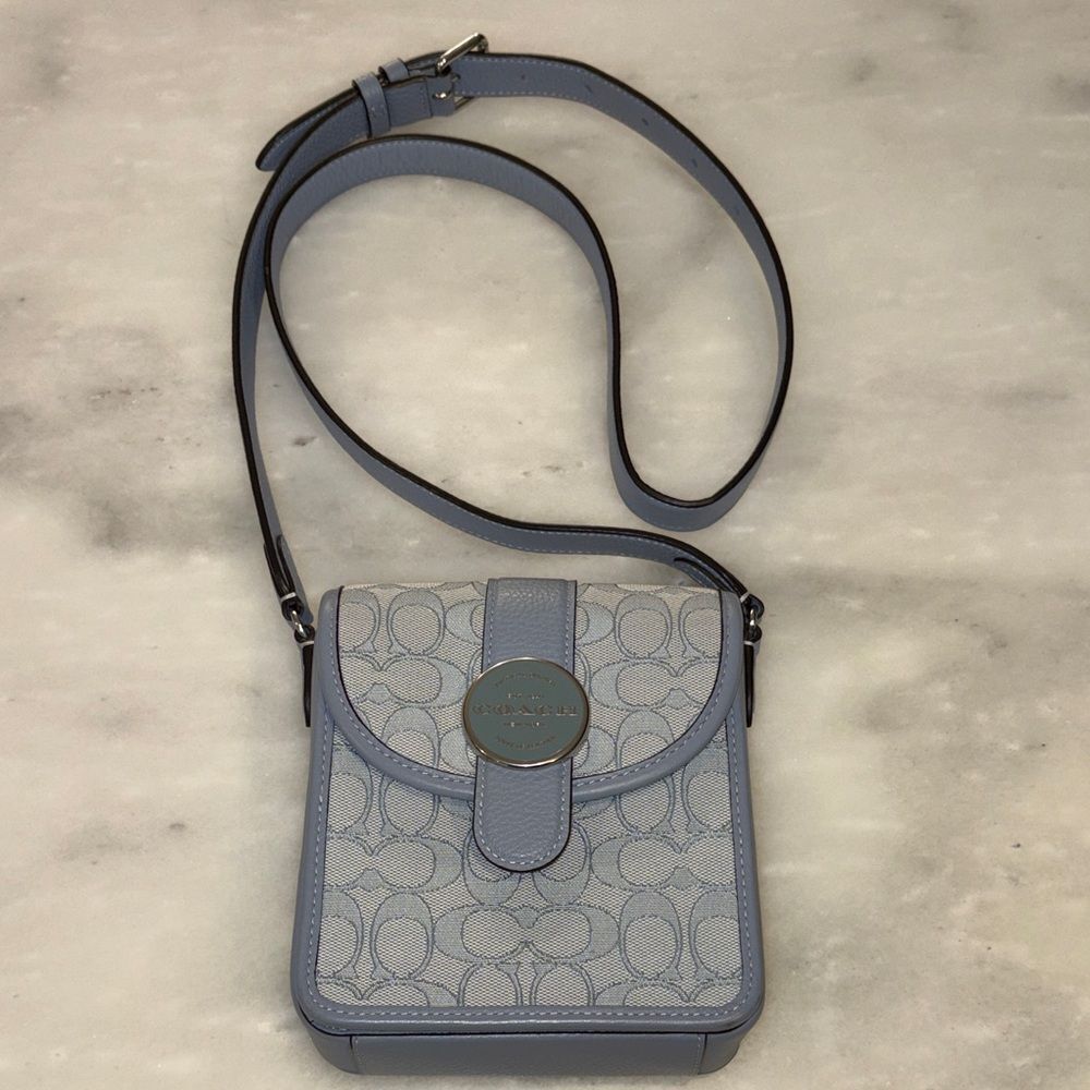 Coach Crossbody Bag Purse North/South Lonnie Signature Logo Jacquard Like New